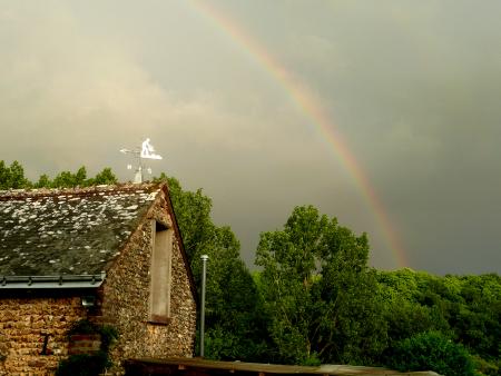 Arc en ciel au dessus de notre girouette